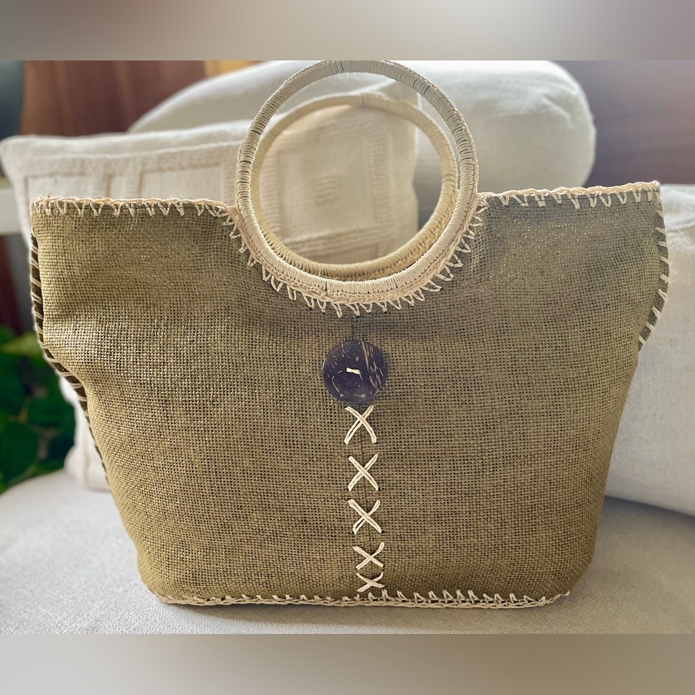 WOMANS LARGE STYLISH STRAW HANDBAG TOTE by CAPELLI STRAWORLD WITH HANDLES